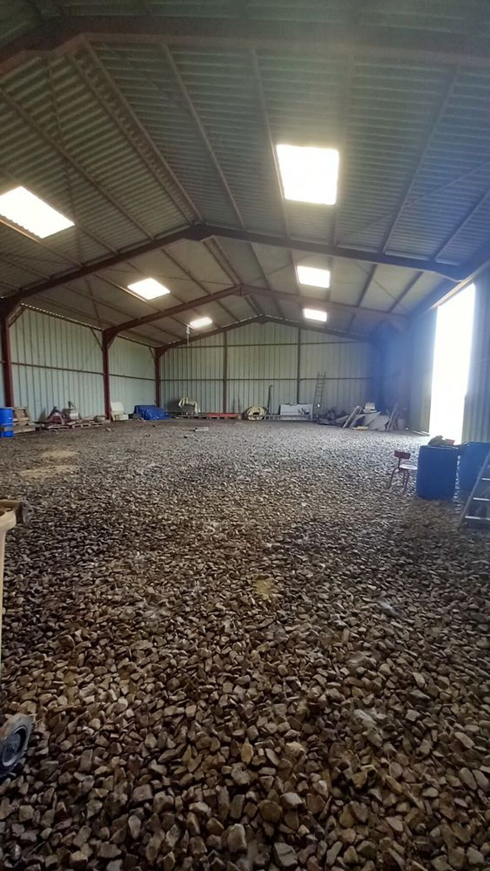 Vente Terrain Terrain avec 2 hangars Saint-Éliph