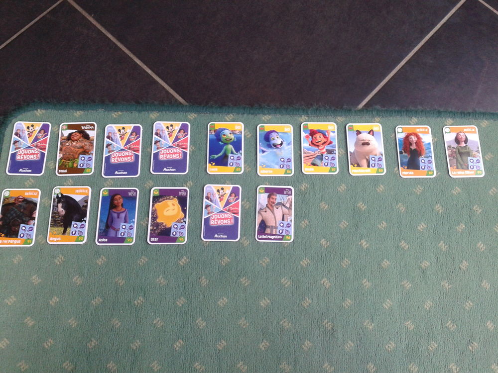 Cartes - Disney - Disney Pixar - "Jouons , R&ecirc;vons !" -Auchan 