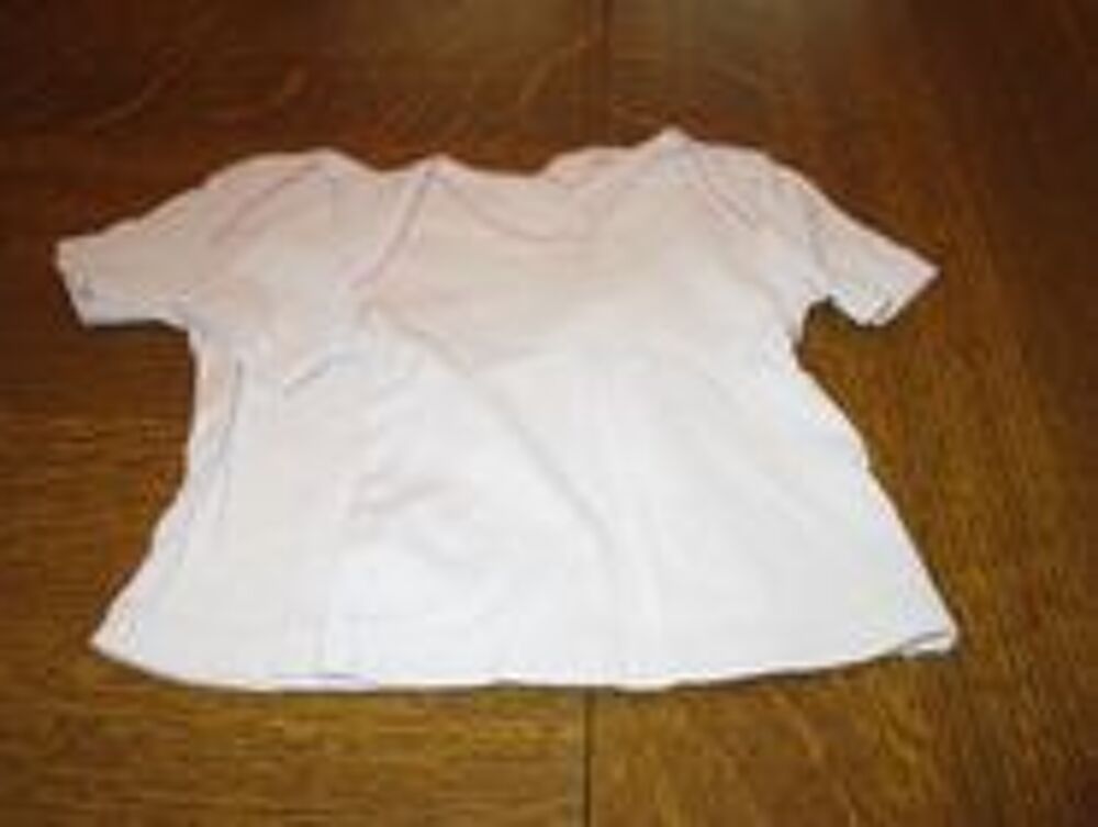 2 chemises manches courtes rose clair Vêtements enfants