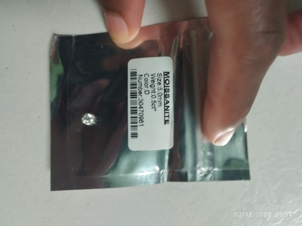 Diamant 0.5ct certifi&eacute; v&eacute;ritable Bijoux et montres