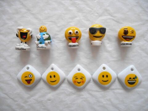 Lot de 10 Fèves thème Smiley en céramique 10 Villejuif (94)