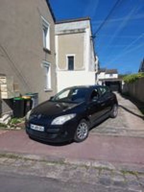 Annonce voiture Renault Mgane III 4000 