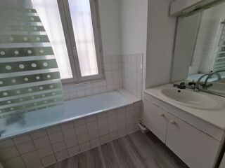  Appartement à louer 1 pièce 32 m²