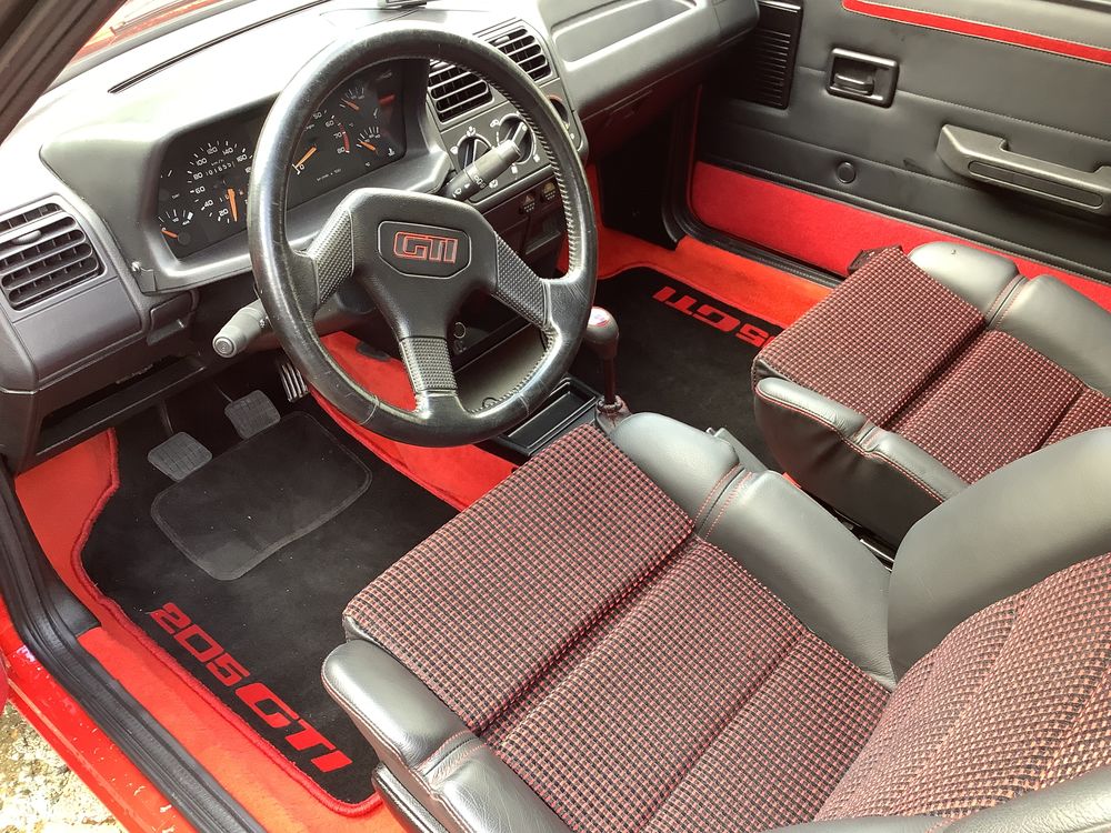 205 1.9i GTi 1990 occasion 22160 Plourac'h