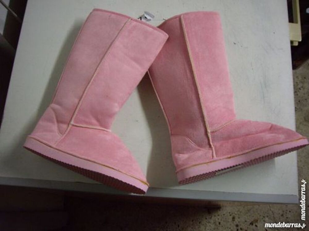Bottes fourr&eacute;es Rose pt 38-neuves Chaussures