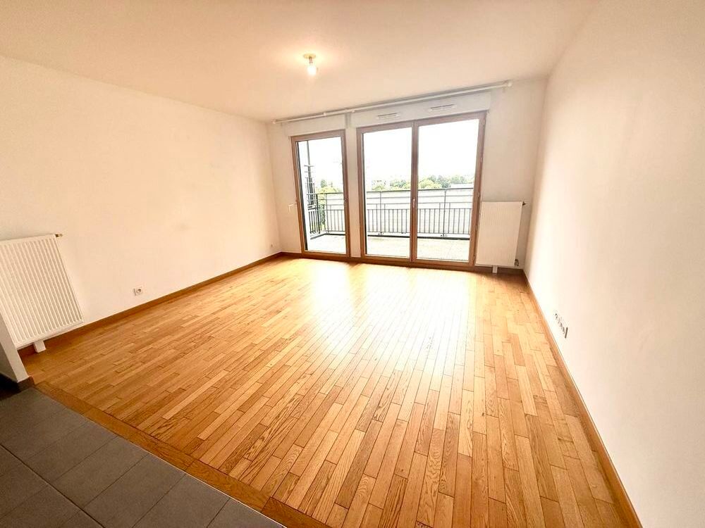 Vente Appartement 3 pièces lumineux avec deux places de parking Thiais