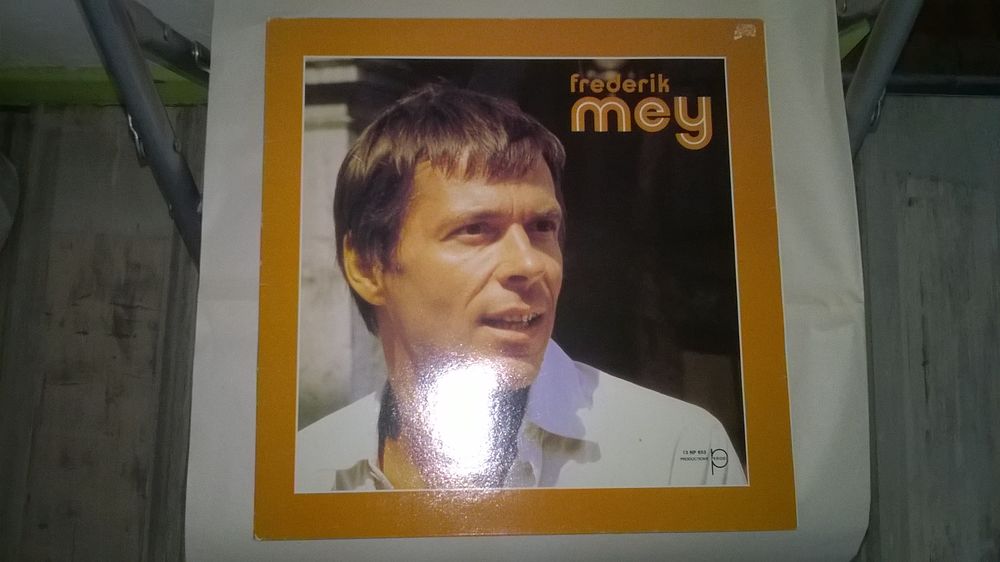 Vinyle Frederik Mey
Plus Une Seule Seconde
1982
Excellent CD et vinyles