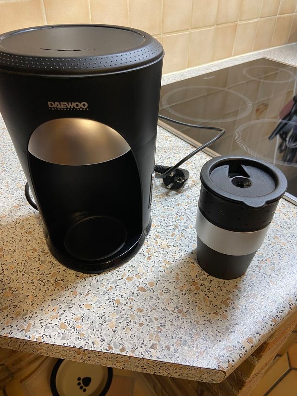 Cafeti&egrave;re DAEWOO DI-9022 Electrom�nager