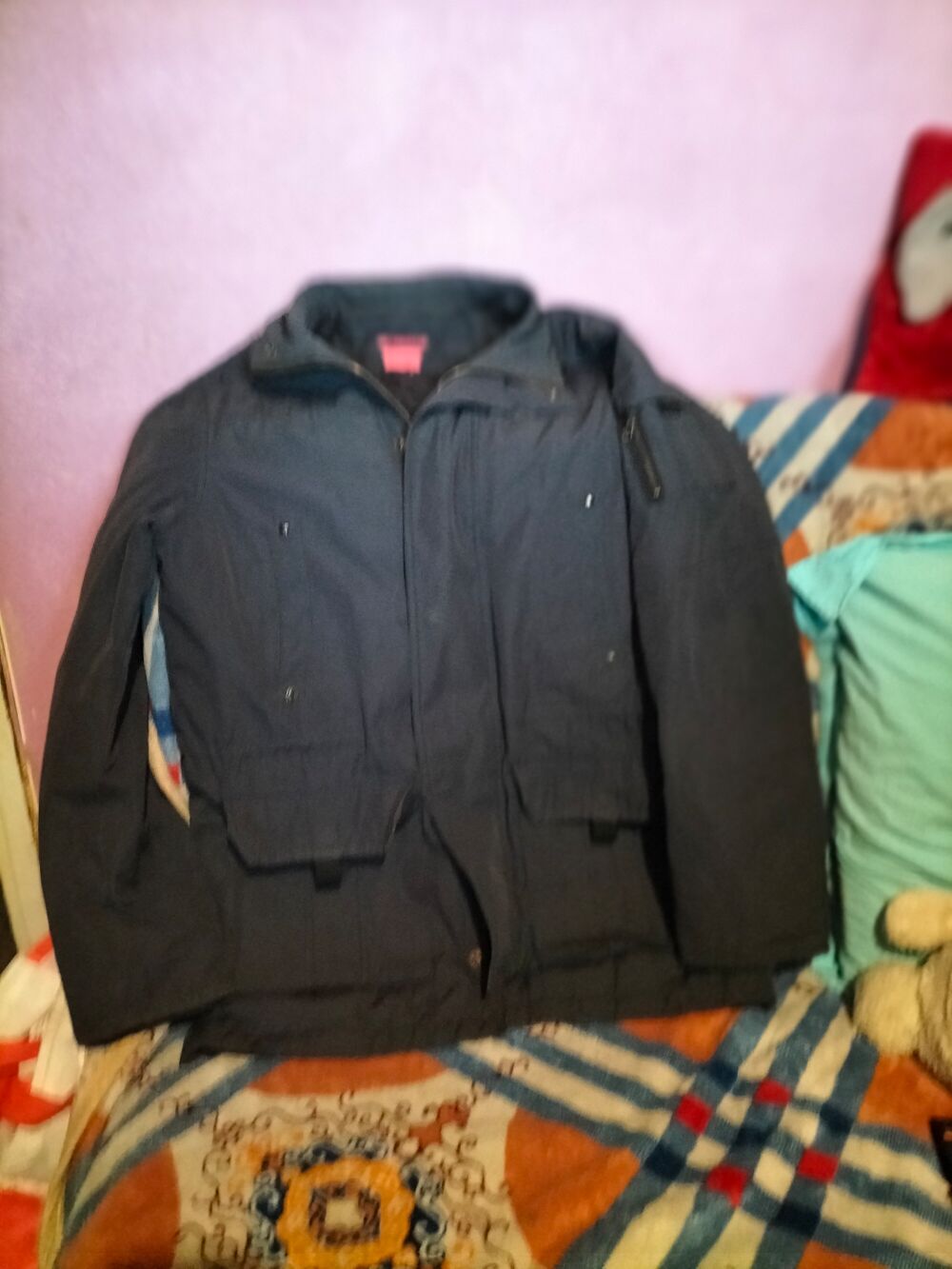 Vestes Levi's matelass&eacute;e taille L tr&egrave;s bon &eacute;tat Vêtements