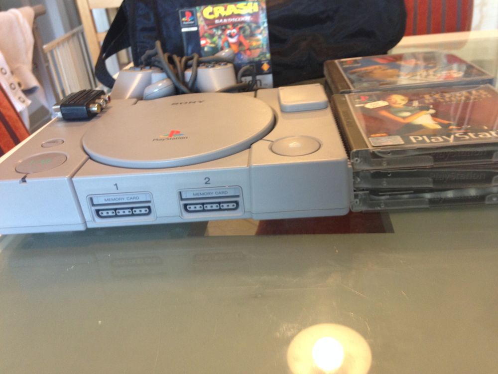 playstation 1 +6jeux Consoles et jeux vidéos