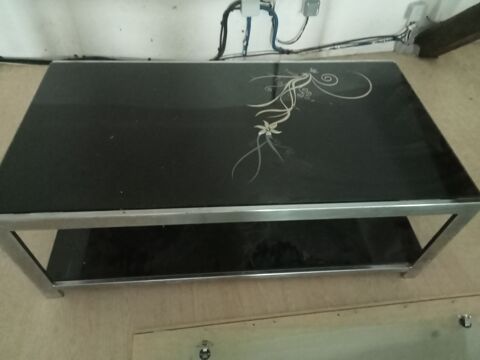 Table basse 80 Saint-Georges-de-Noisn (79)