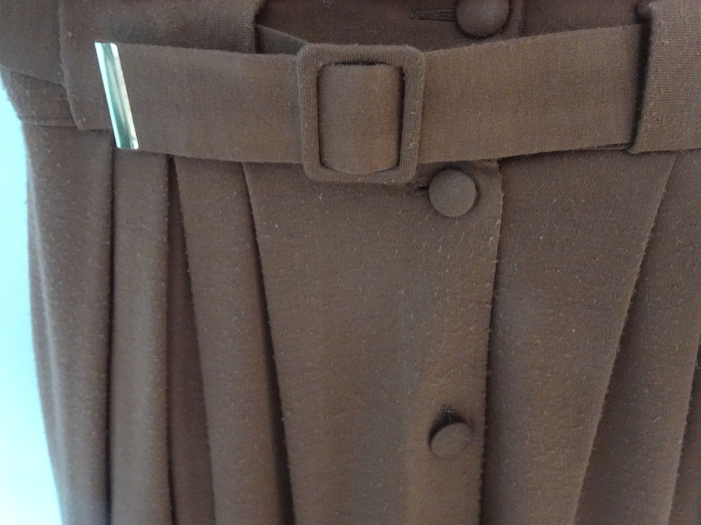 Jupe longue vintage de couleur marron Vêtements