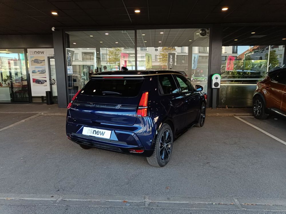 R5 Renault 5 E-Tech Electrique 150 ch autonomie confort Iconic 2025 occasion 95220 Pierrelaye