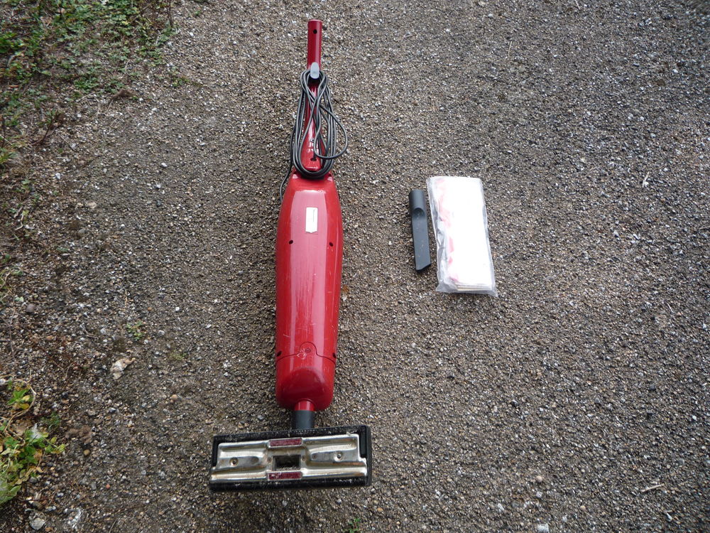 Aspirateur balais Moulinex Lucilla 700 Electroménager