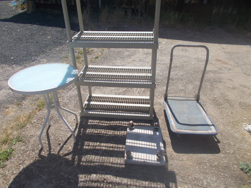 &eacute;tag&eacute;re pvc table etc faire prix Meubles