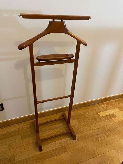 Valet de chambre 25 Milly-la-For�t (91)