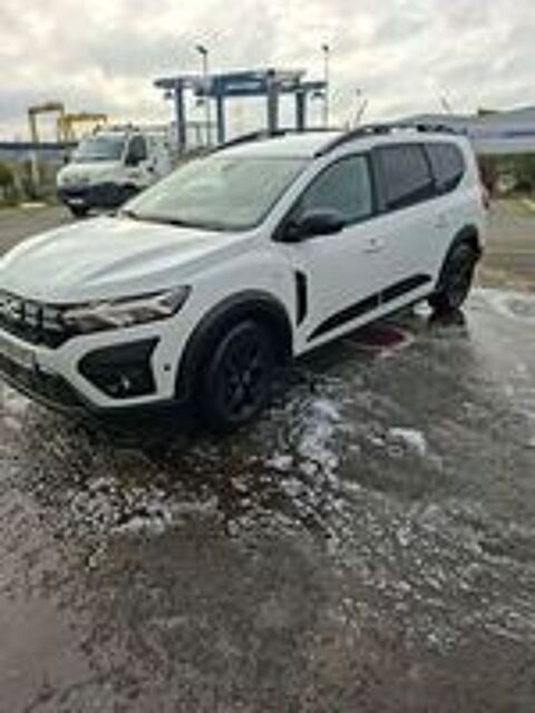 Jogger ECO-G 100 5 places Essential 2023 occasion 22100 Le Hingl&eacute;