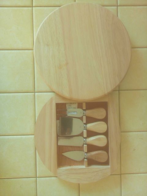 Plateau fromage pivotant - set 4 minis spatules/fourchette/c 9 Bagnols-sur-C�ze (30)