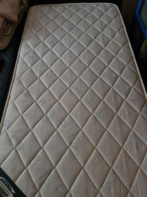 Matelas  ressort et son sommier lit 1 personne 90 Longwy (54)
