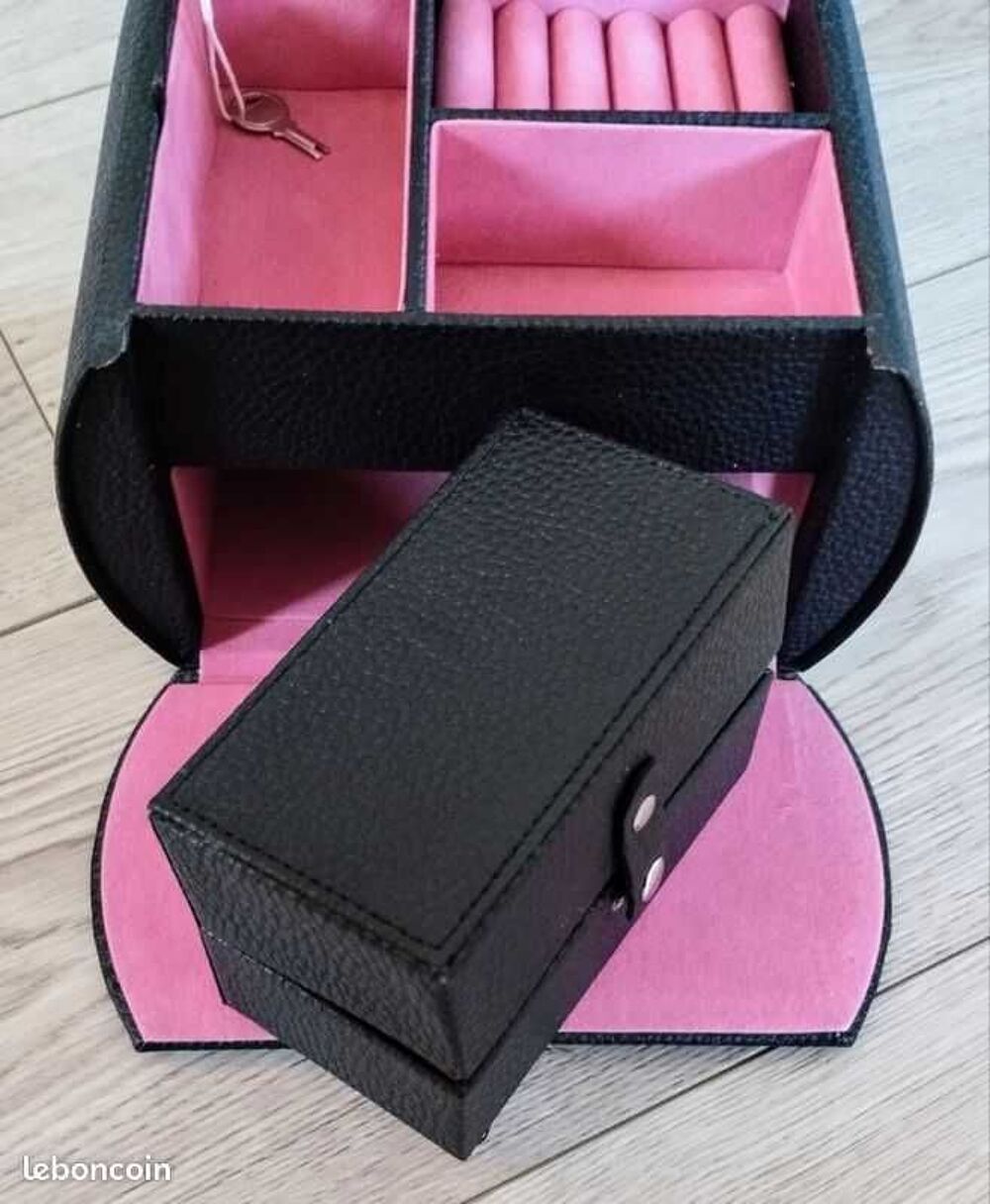 valisette a bijoux comme neuve Maroquinerie