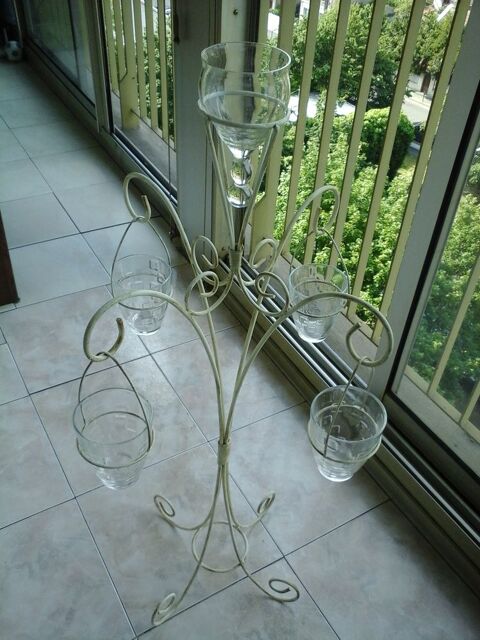 Photophore ( bougeoir ) en fer couleur blanc c�ruse vieilli 30 Vitry-sur-Seine (94)