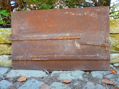 Porte ancienne en metal vieilli rectangulaire materiau vinta 49 Brienne-le-Château (10)