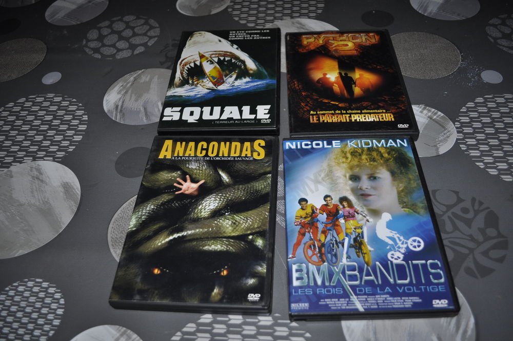 Lot de 4 DVD avec entre autre &quot;Nicole Kidman&quot; DVD et blu-ray