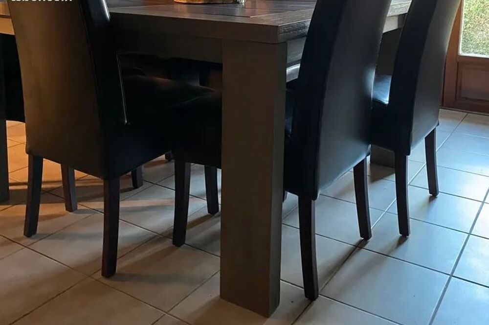 belle table jusqu'&agrave; 10 personnes sans probl&egrave;me Meubles