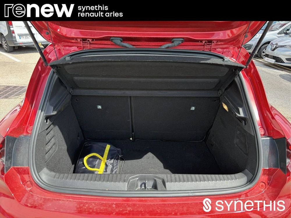 Clio V Clio E-Tech full hybrid 145 Evolution 2023 occasion 13200 Arles