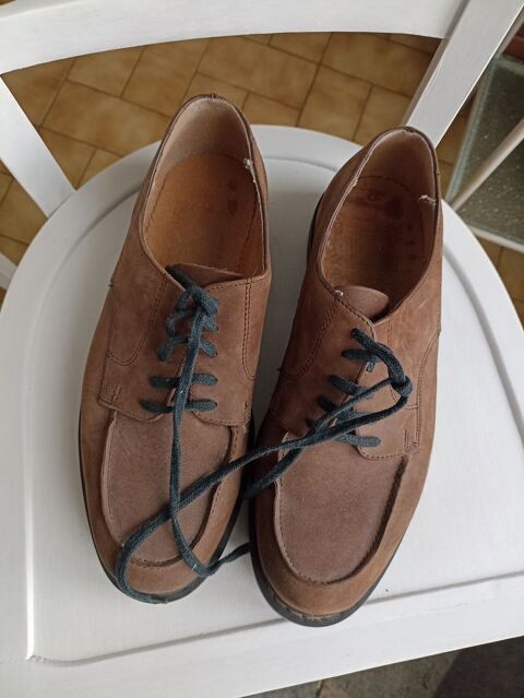 Chaussures tout en cuir Celio 30 Melun (77)
