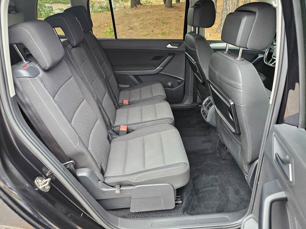 Touran 1.2 TSI 110 BMT 7pl Confortline Business 2015 occasion 34690 Fabr&egrave;gues
