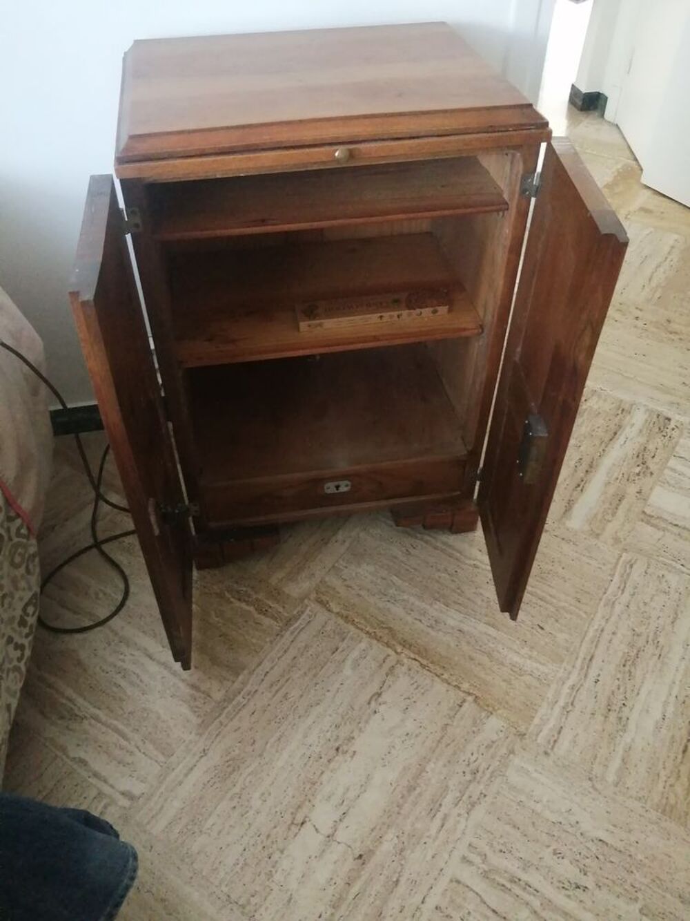 meuble bureau art deco noyer Meubles