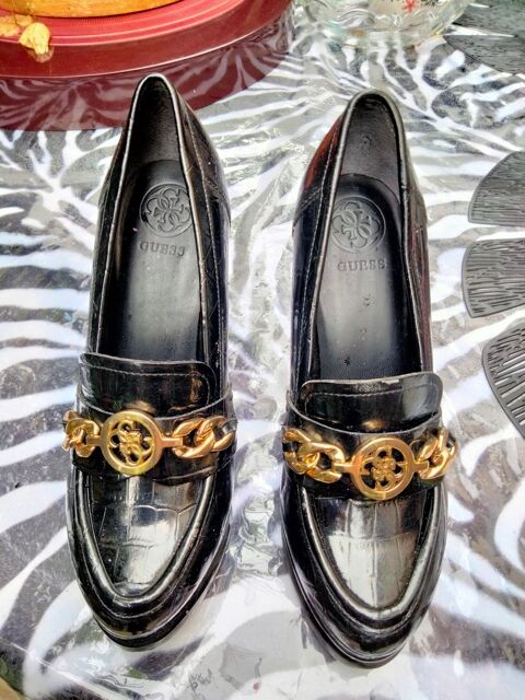 MOCASSINS GUESS 36 Saint-Laurent-du-Var (06)