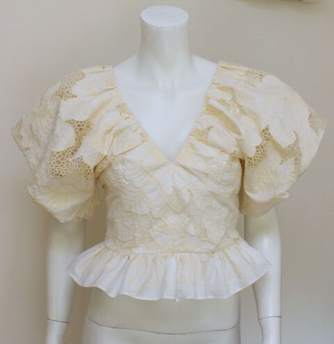 Top dentelle GILNER FARRAR T.M 80 Issy-les-Moulineaux (92)
