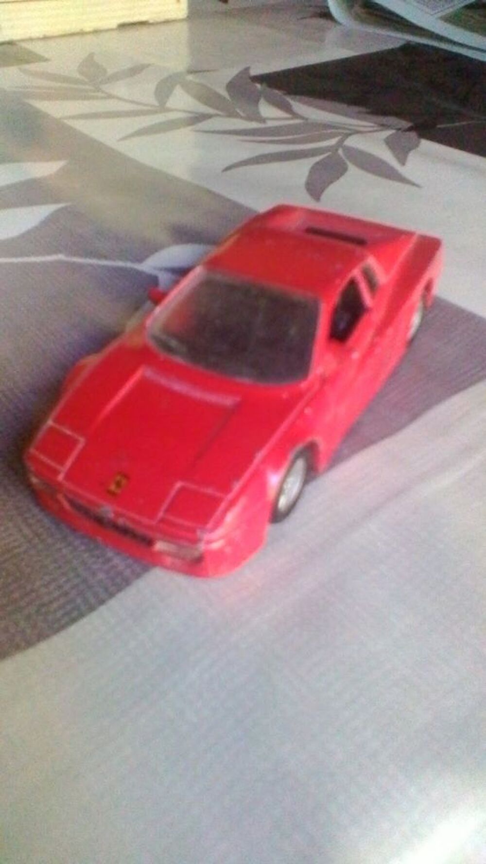 Voiture miniature Ferrari 512TR 