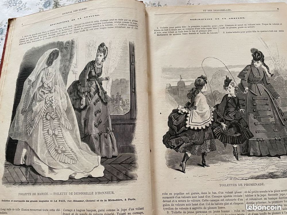 LIVRE ANCIEN DE MODE Livres et BD