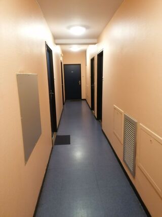  Appartement à louer 1 pièce 19 m²