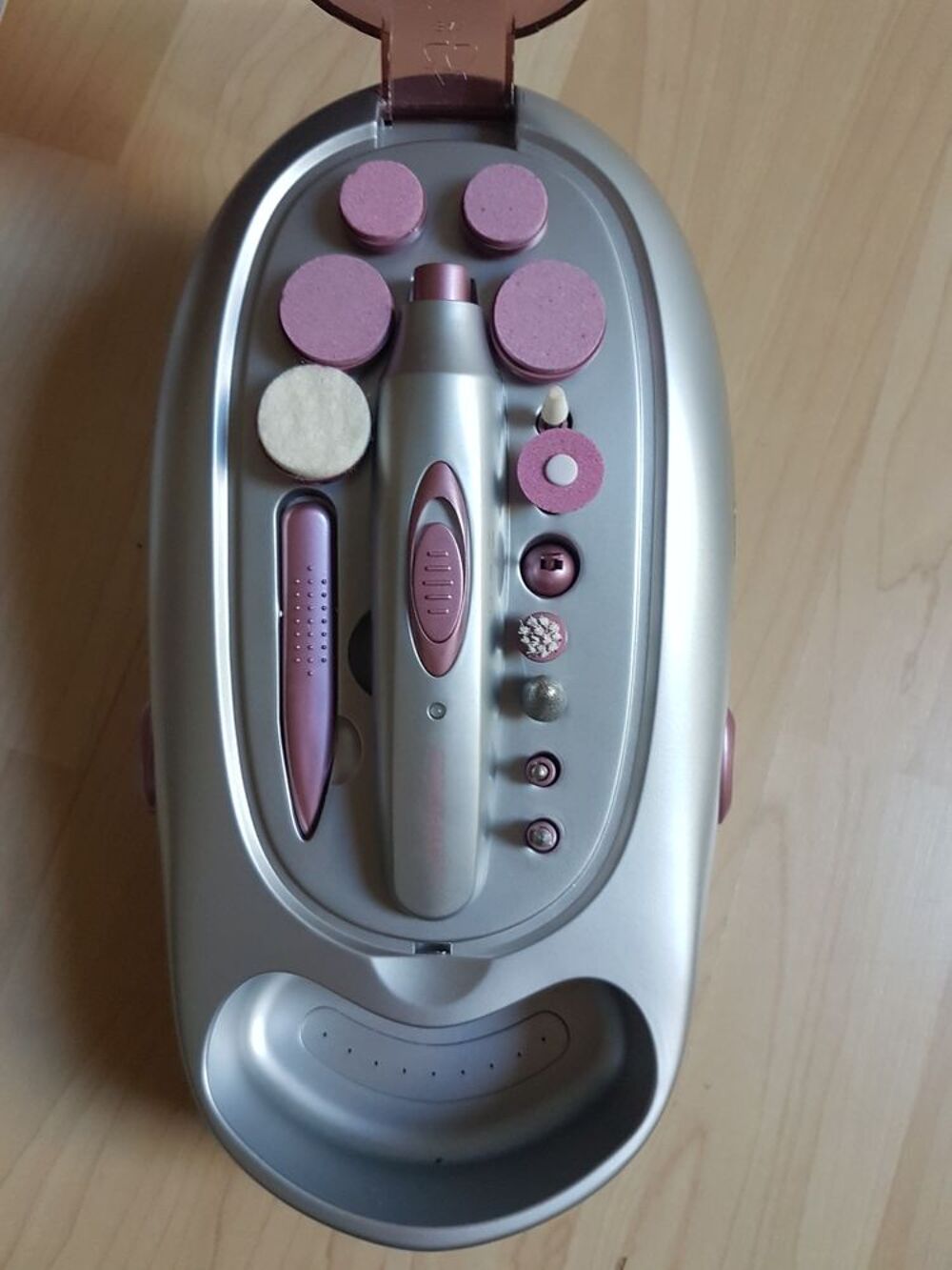 SPA MANUCURE/PEDICURE RECHARGEABLE SPORT-ELEC INSTITUT NEUF Electroménager