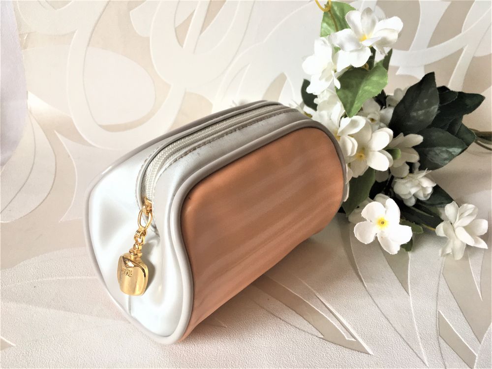 superbe TROUSSE Collector de tr&egrave;s grande marque 