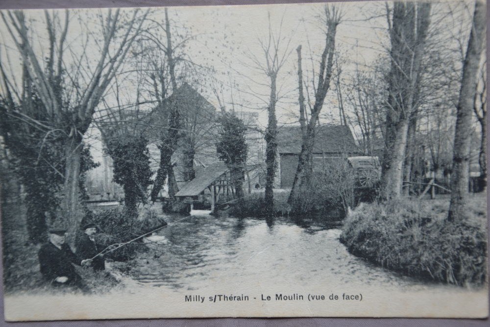 Carte postale ancienne MILLY SUR THERAIN 