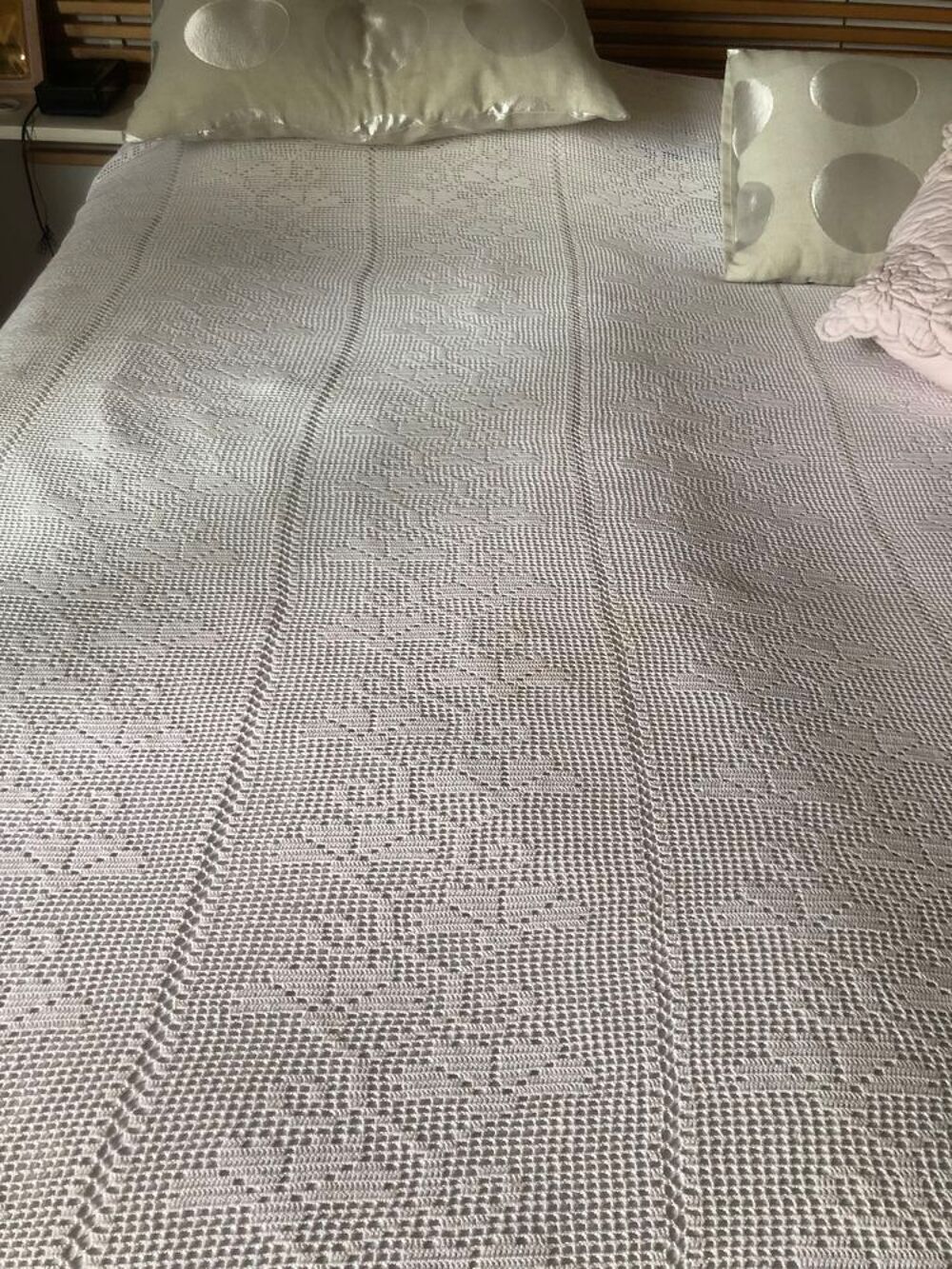 Plaid tricot ajour&eacute; blanc Décoration