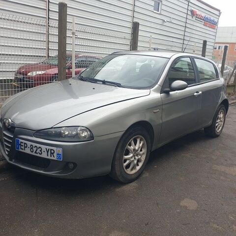 Alfa-romeo 147 Alfa Romeo  1.9 JTD M-JET 120 Eleganza