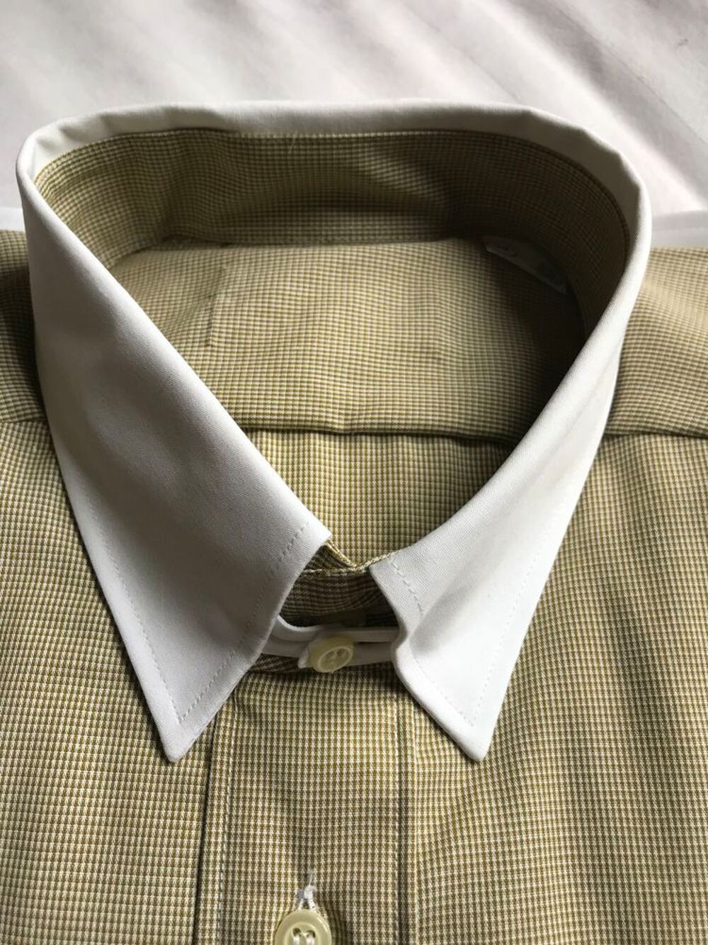 CHEMISE NEUVE Vêtements