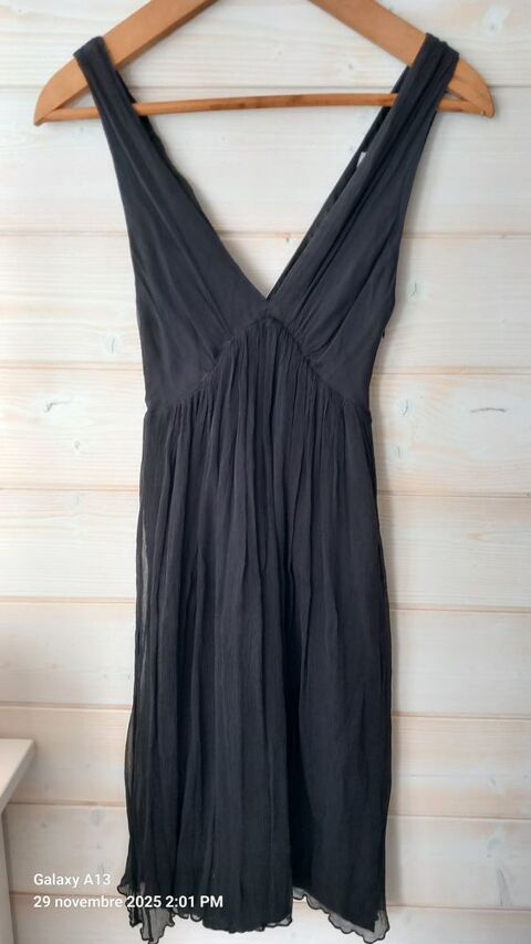 10 � la robe ou 25 � les 3 robes Blanquefort (33)