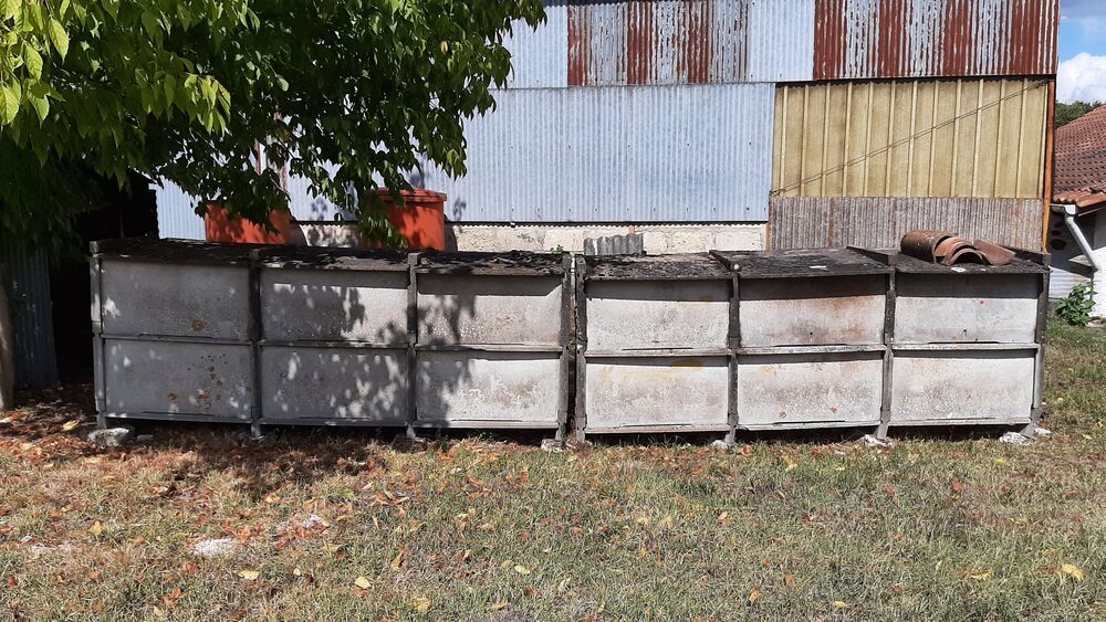 Clapier lapins en b&eacute;ton 6 cases Lot de deux
Clapiers Jardin