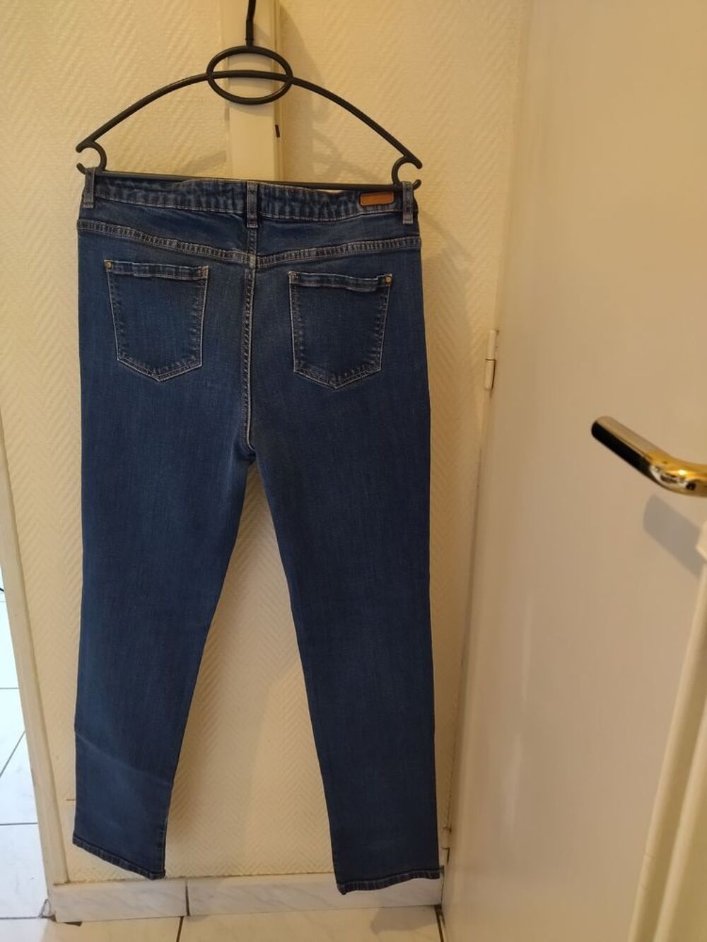 Jean Burton T44 Vêtements