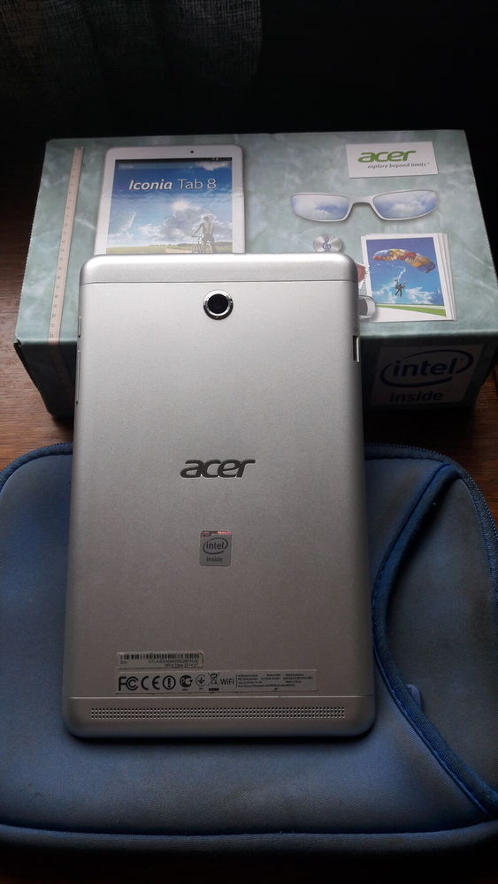 ACER ICONIA TAB 8 Téléphones et tablettes