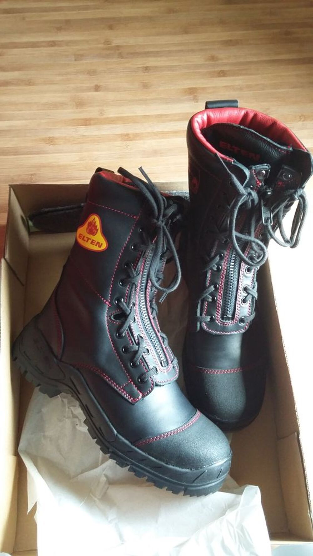 Chaussure bottine de securite ANTI FEU ANTI CHALEUR Cuir bovin NEUF TAILLE 41 AVEC COQUE Chaussures
