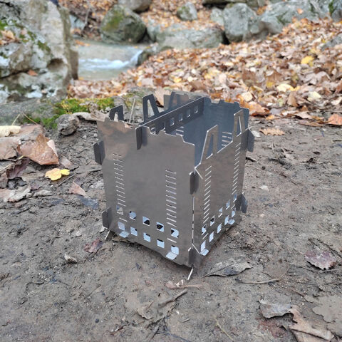 R�chaud � bois pratique, compact et polyvalent 44 Claix (38)