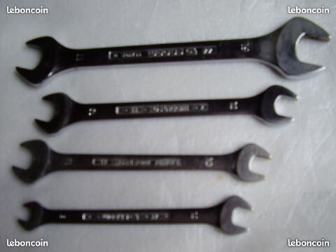 Lot de 4 cl�s plates FACOM 20 Grenoble (38)